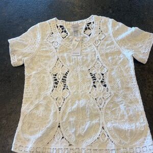 Chico's cut top in alabaster- NWT